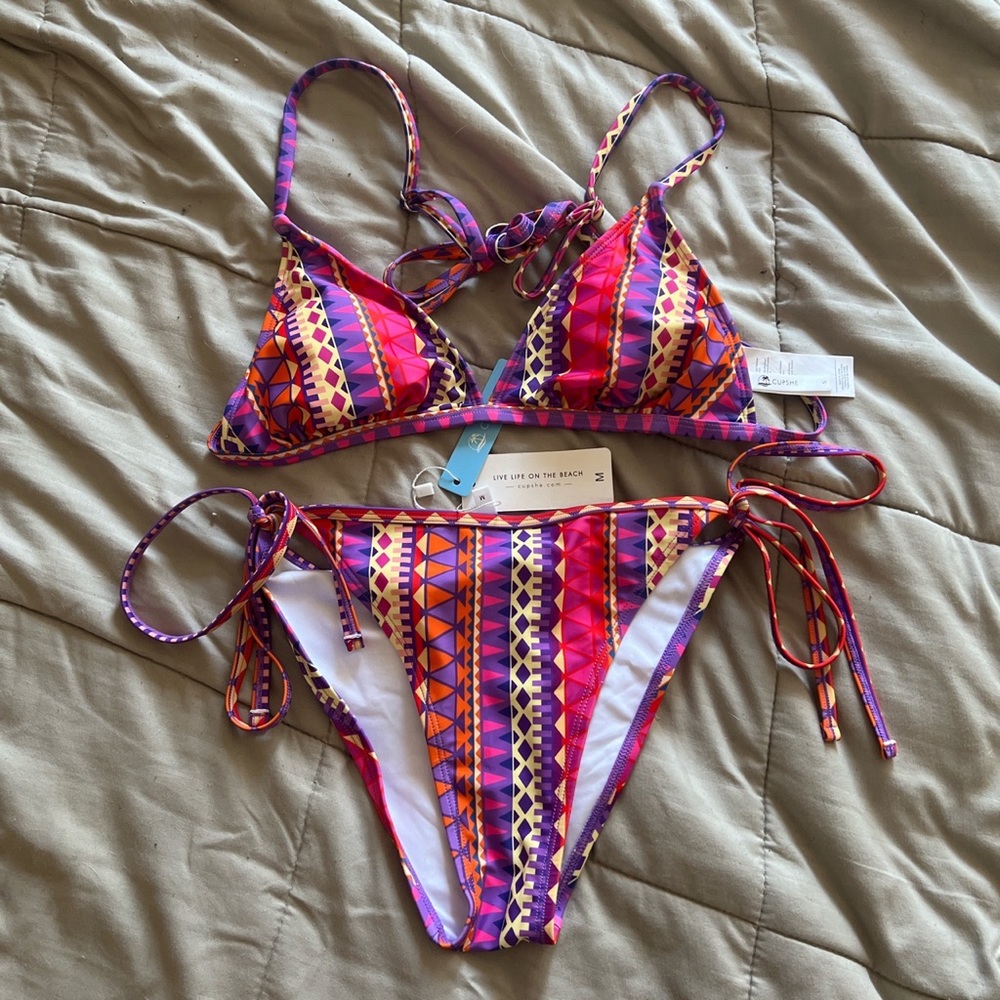 BRAND NEW BIKINI WITH TAGS
